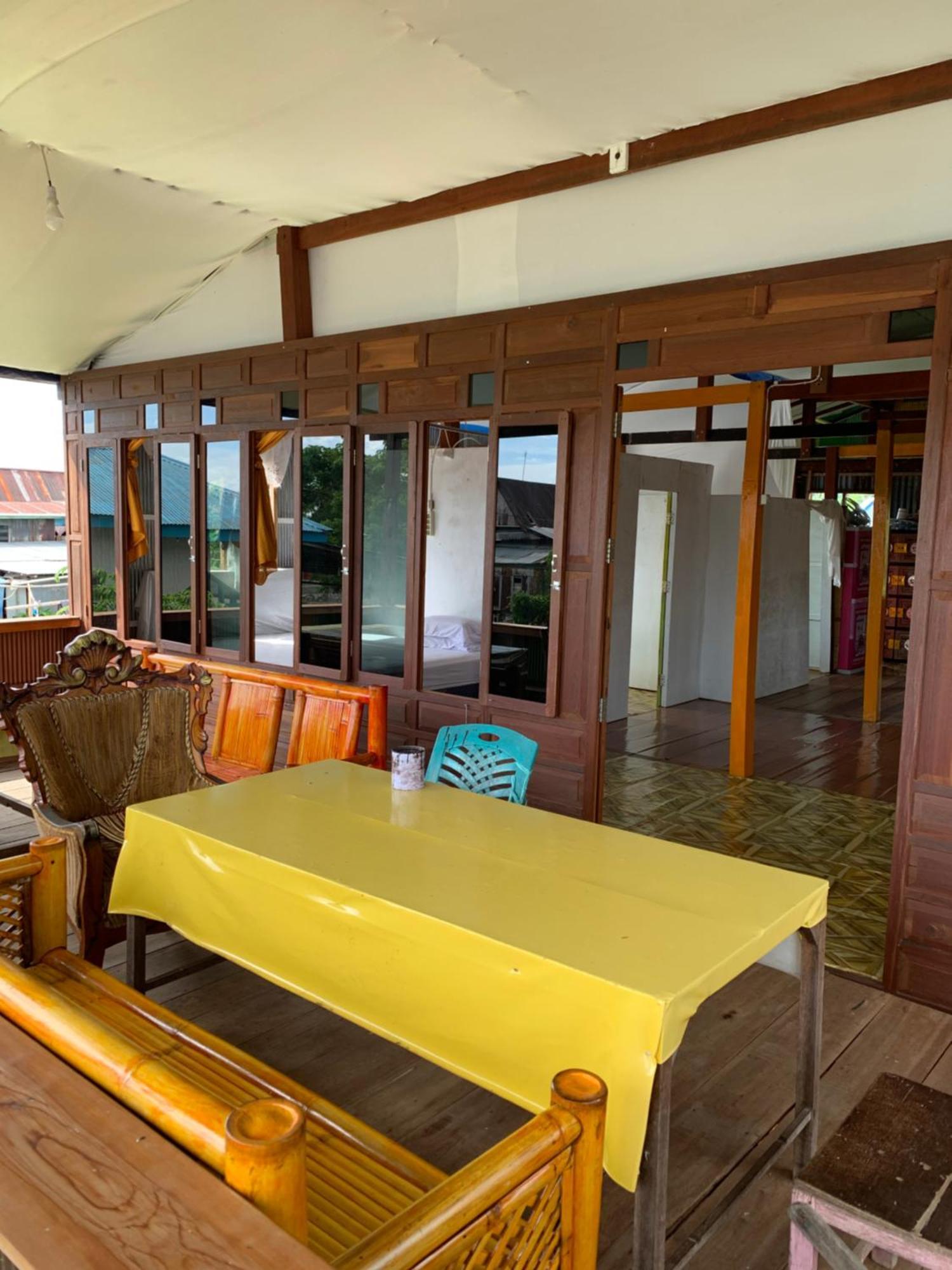Nasrul House Homestay For Backpackers Maros Exterior foto