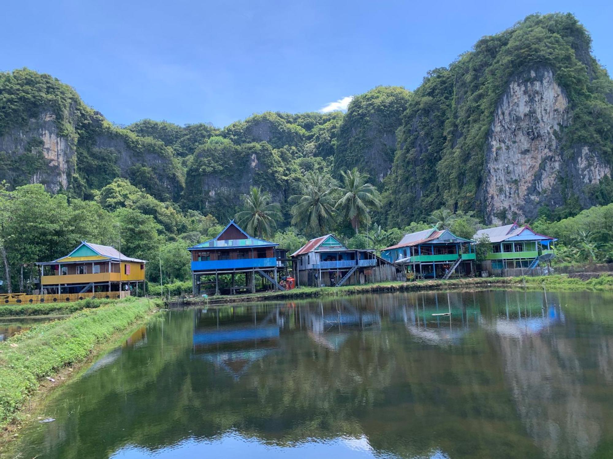 Nasrul House Homestay For Backpackers Maros Exterior foto